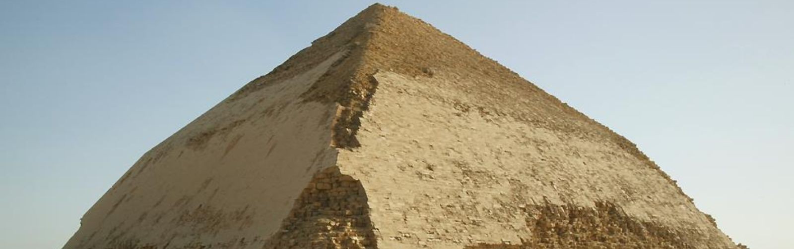 Pirâmides de Dahshur | a pirâmide dobrada e a pirâmide vermelha